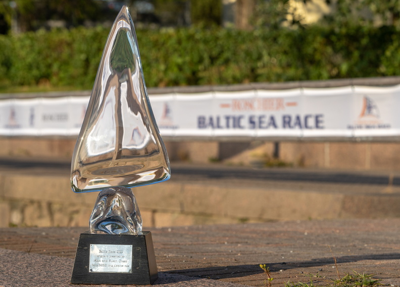 Trophy for the Overall Winner under IRC in the inaugural Roschier Baltic Sea Race © Pepe Korteniemi pepe@photex.fi